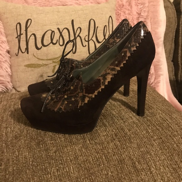 #77 Carlos Santana Daring Platform Pump Size 7.5 - Picture 4 of 8